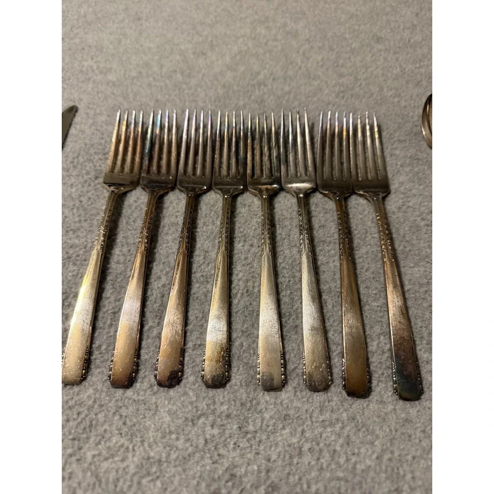 VTG WM A Rogers A1 Plus Oneida Ltd 1932 Nuart Silver Plate Flatware 48 Pc Patina